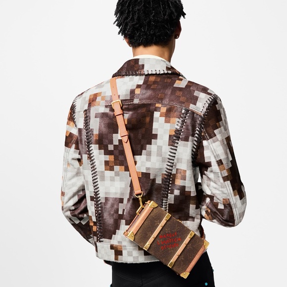 Louis Vuitton Other - Louis Vuitton Wallet Trunk Monogram Dust